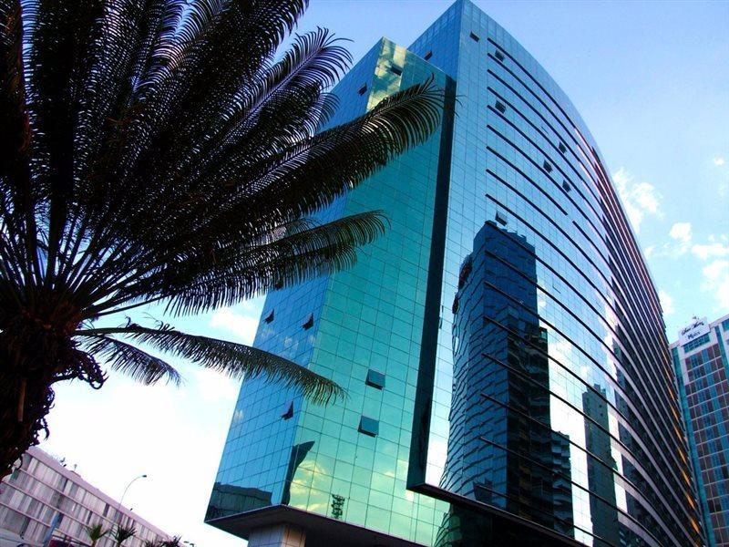 Hotel Hplus Vision Executive