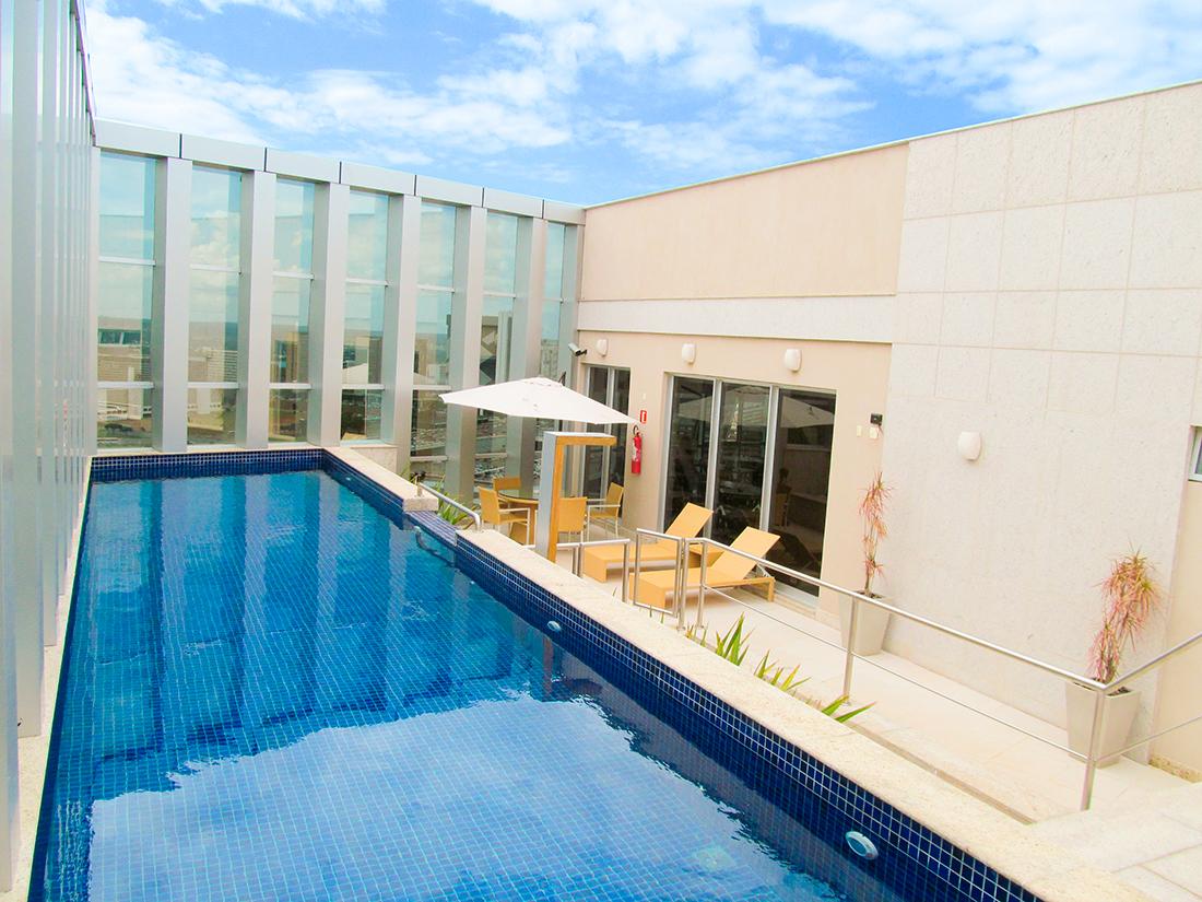 Hplus Vision Executive Hotel 4*